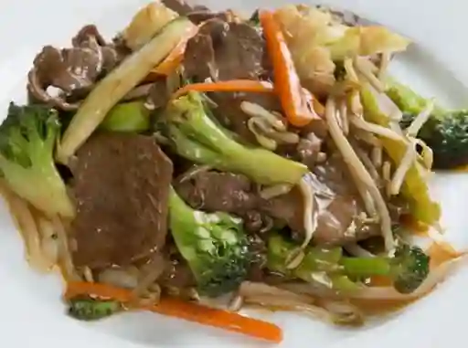 Chapsui de Carne con Arroz