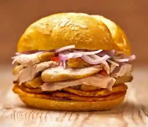 Sandwich de Chicharron de Cerdo