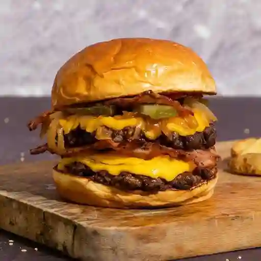 Big Bacon Doble con Papas Fritas