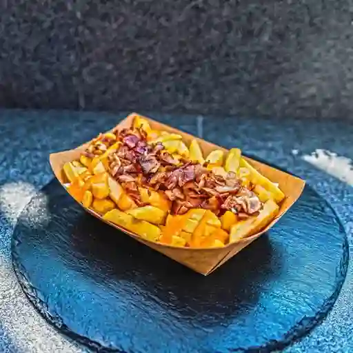Papas Fritas Cheddar y Bacon