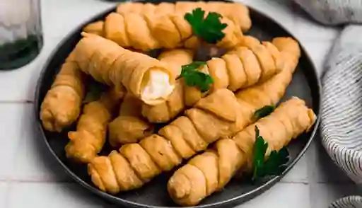 Tequeños con Salsa de Ajo 7 Ud