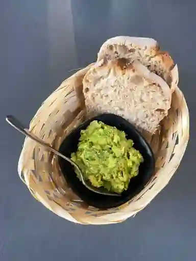 Tostadas con Palta en Pan de Masa Madre