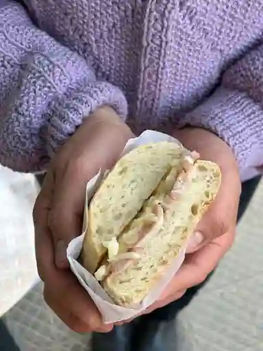 Desayuno Salado con Café de Especialidad
