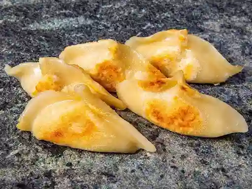 Gyosas de Pollo 4 Unidades