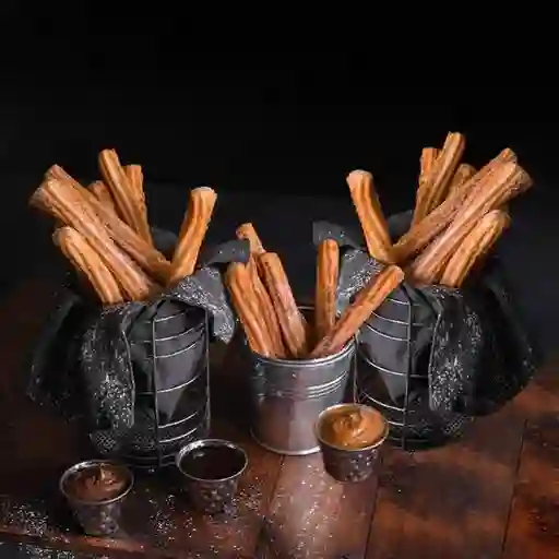 30 Churros Españoles con 3 Salsas