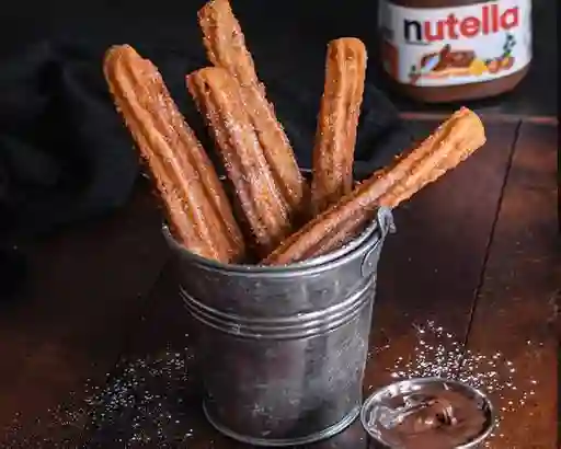 6 Churros Españoles con 2 Tequeños y 1 Salsa