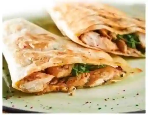 Quesadilla Pollo, Champiñones y Cebollín