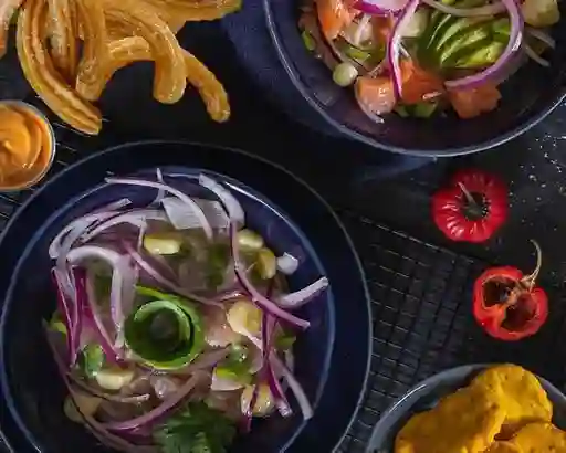 Promo 2 Ceviches Crazy Churros 2 Acompañamientos