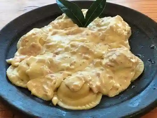 Ravioles con Alfredo