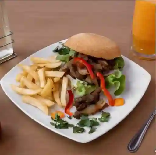 Sánguche de Lomo Saltado