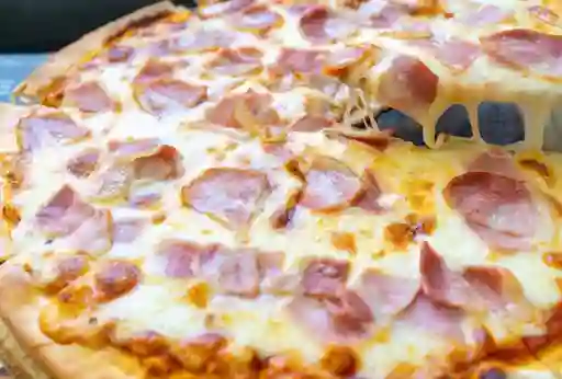Pizza Jamón Familiar