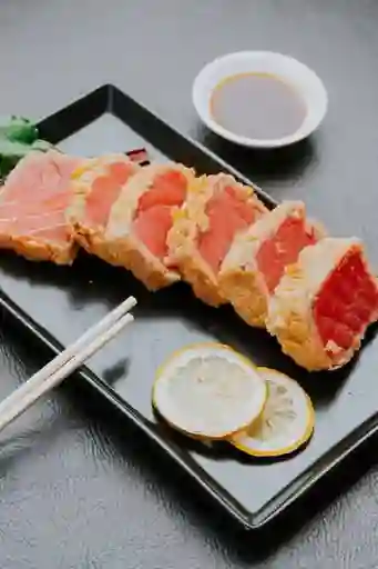 Sashimi Tempura Atún (6 Cortes)