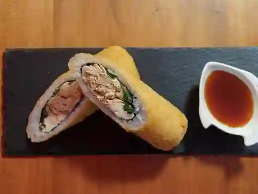 Hand Roll de Pollo, Queso Crema y Cebollín