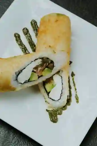 Hand Roll de Palta, Queso Crema, Tomate y Pesto