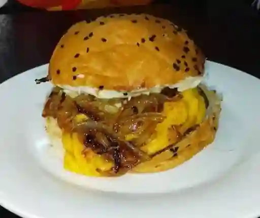 Hamburguesa En Boca Sencilla
