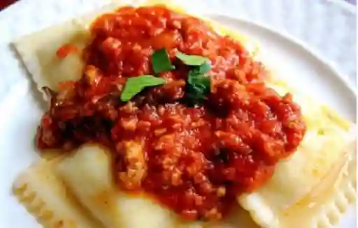 Ravioli Boloñesa