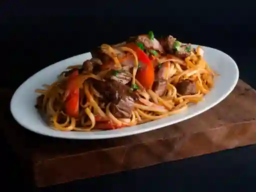 Tallarin Saltado de Carne