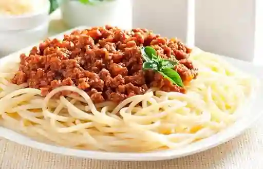 Tallarín a la Boloñesa