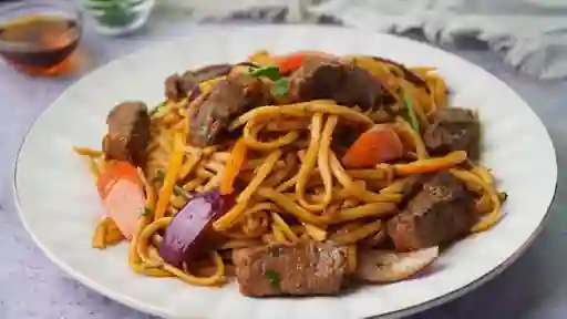 Tallarín Salteado Vacuno