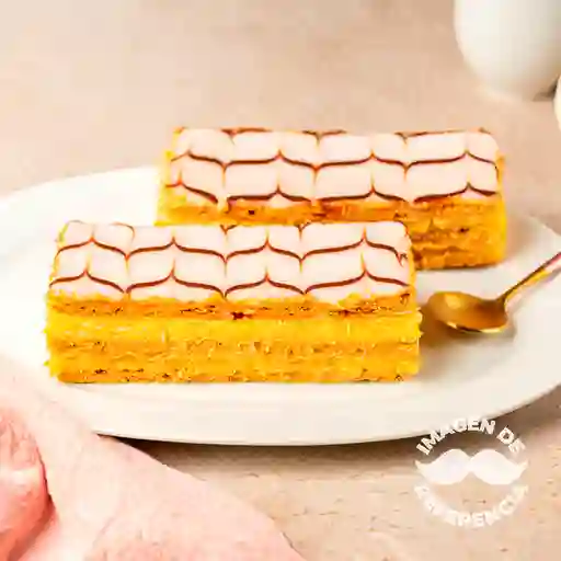 1/4 Mil Hojas Con Manjar (4 Personas)