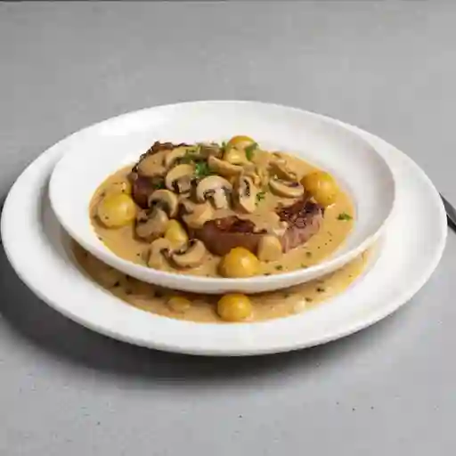 Carne con Champiñones
