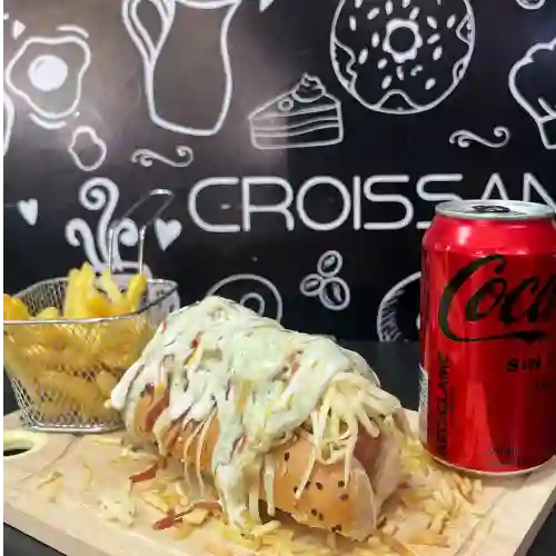 2 Perros Calientes + Papas + Coca Zero