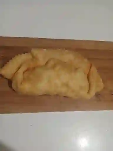 Empanada de Champiñón, Queso y Crema Frita