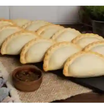 12 Empanadas