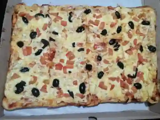 Pizza Italiana Familiar