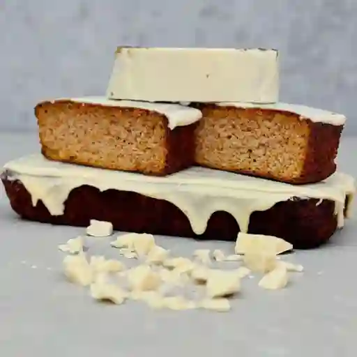 Carrot cake chocolate blanco