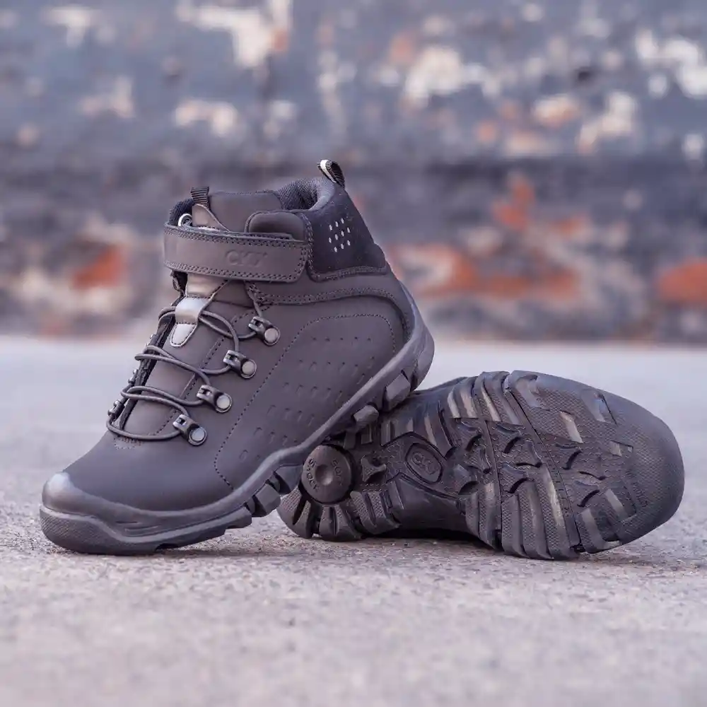 Botines Escolar De Niño Junior Negro Talla 26