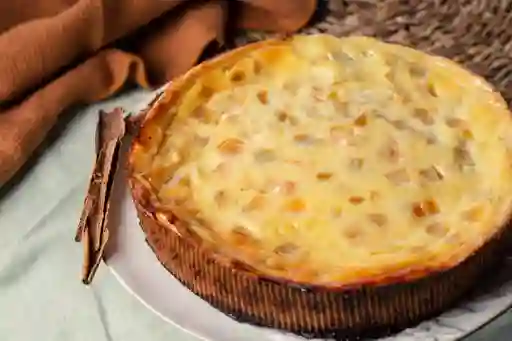 Kuchen Sureño de Durazno y Manjar