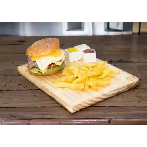 Hamburguesa Mixta Full con Papas