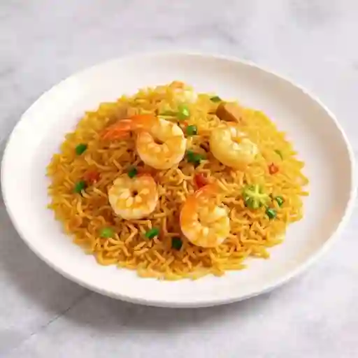 Yakimeshi Deluxe Cerdo Pollo Y Camaron