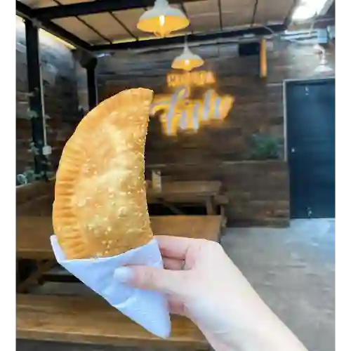 Empanada de Camarón Queso