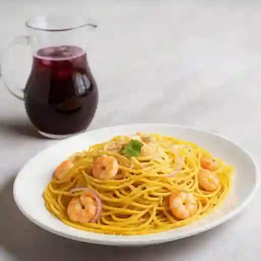 Tallarin a la huancaina con camarón