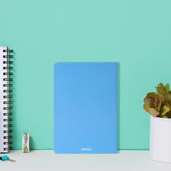 Cuaderno Forrado de Yoga School Gato 80 Hojas Miniso