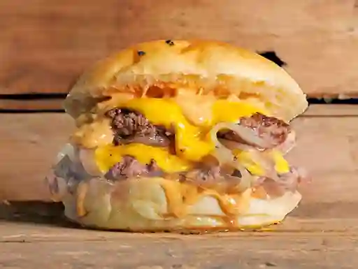 2 Oklahoma Fried Onion - (2 Burger, 2 Papas Fritas, 2 Bebida)