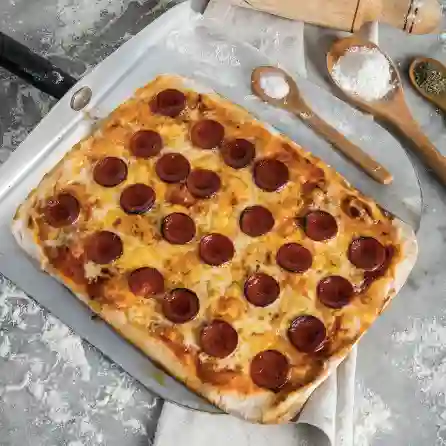 Pizza Pepperoni D'fab 2 a 4 Personas