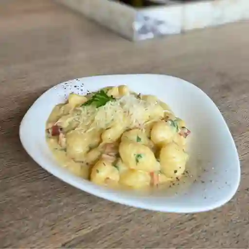Gnocchi carbonara