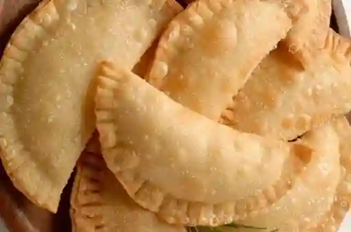 Empanadas Fritas de Queso
