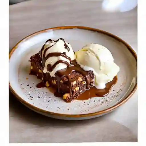 Brownie Con Helado