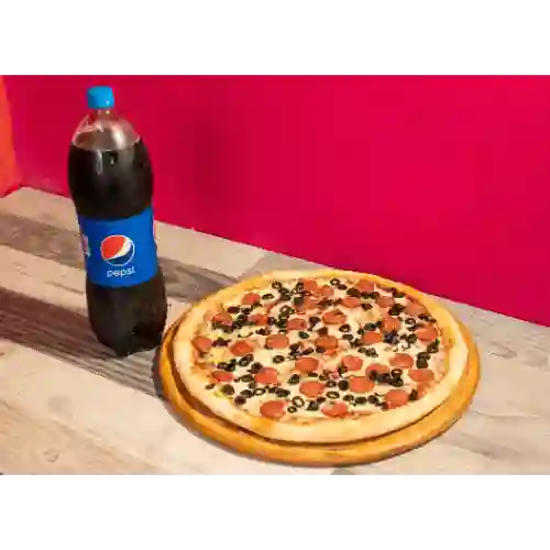 Pizza Sureña Familiar + Bebida 2L