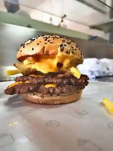 Smoke Dijon + Papas Fritas