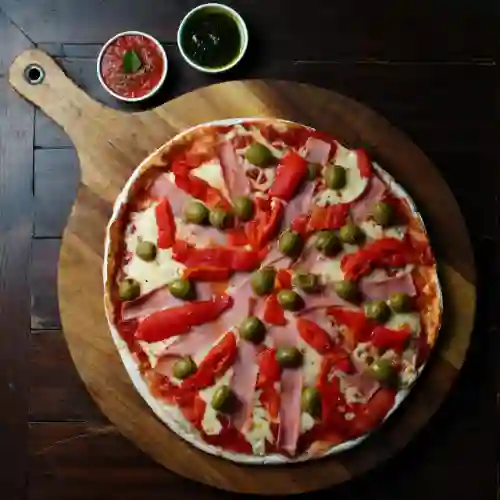 Pizza Muzzarella Jamón Morron