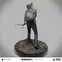 The Last of us Figura de Colección Part II Ellie With Bow Dark