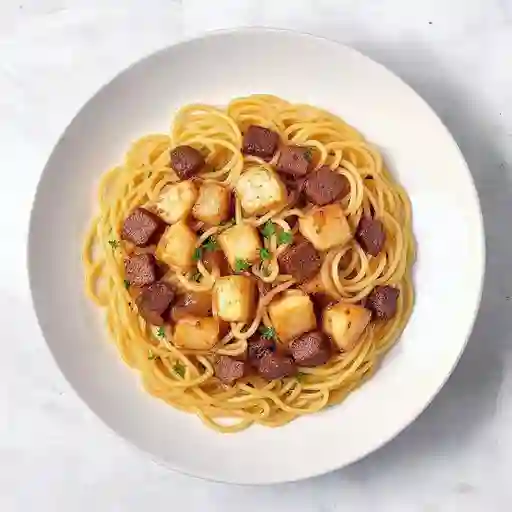 Tallarrin Saltado de Pollo/carne