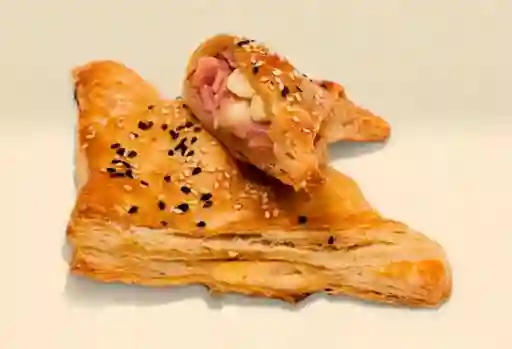 Pastel Hojaldre de Jamon y Queso