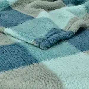 Frazada Corderito Con Estampado Azul 160 x 205 cm