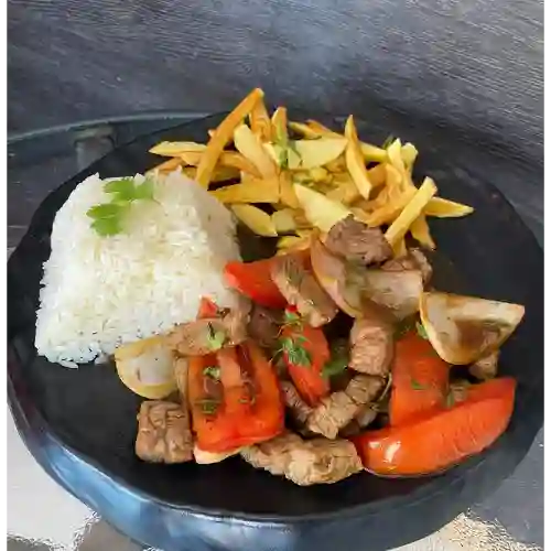 Lomo Saltado